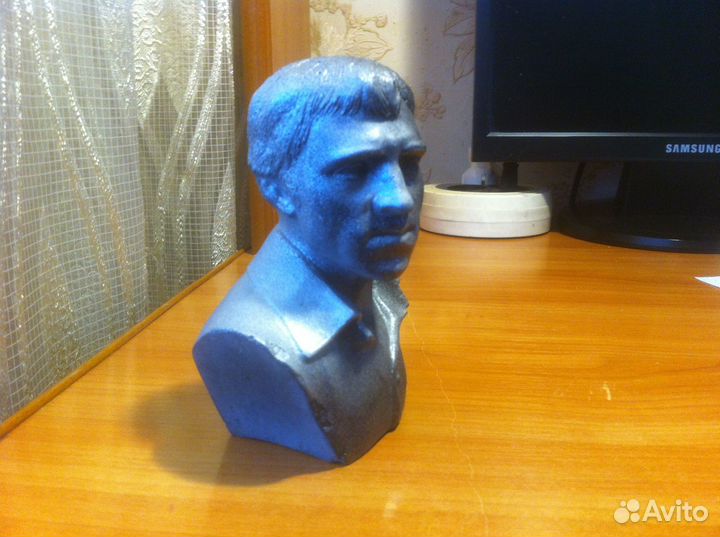 Бюст Высоцкого В.С