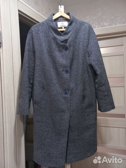 Пальто женское 52 размер демисезонное