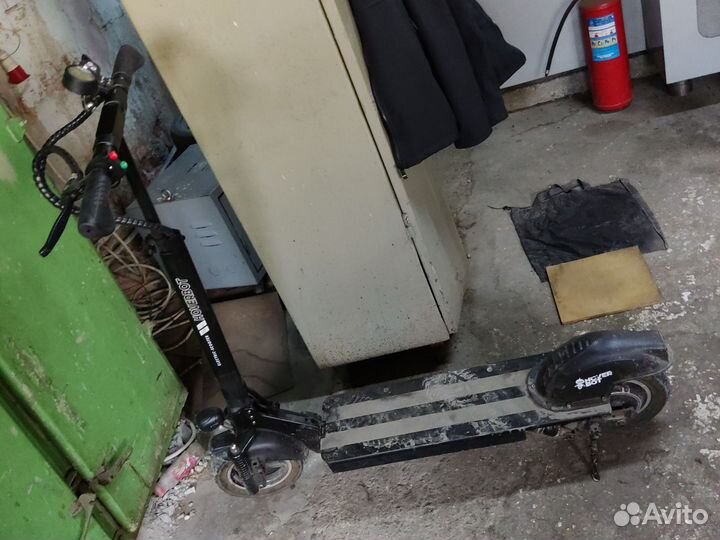 Электросамокат hoverbot bs-02