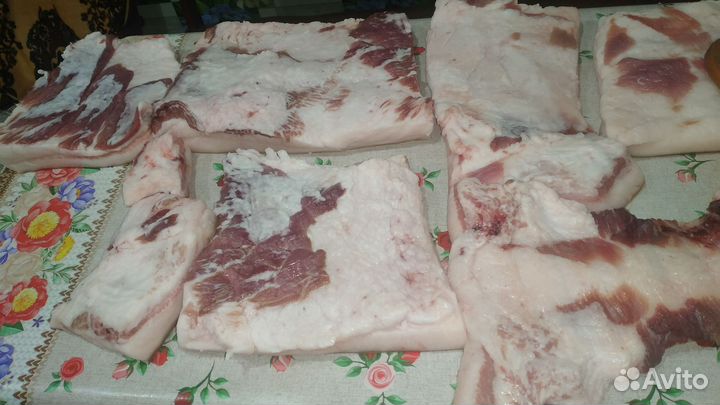 Продукты питания сало