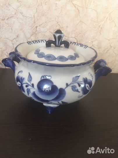 Сахарница гжель