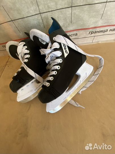 Коньки хоккейные детские