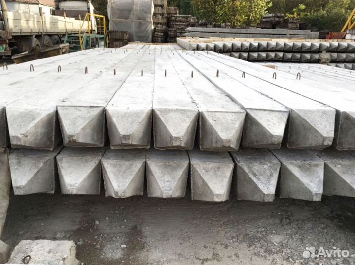 Железобетонные сваи