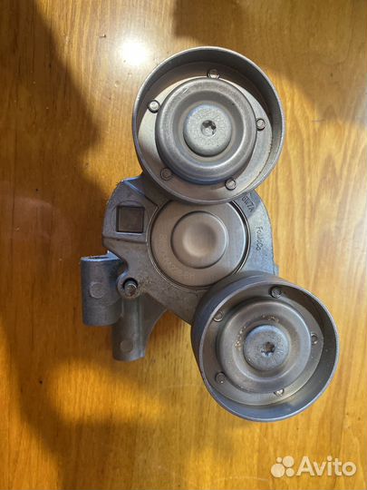 Ролик натяжной в сборе Ford Tranzit 2007