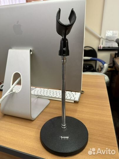 Настольная стойка для микрофона Rockdale