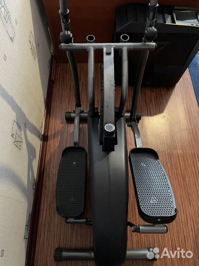 Эллиптический тренажер