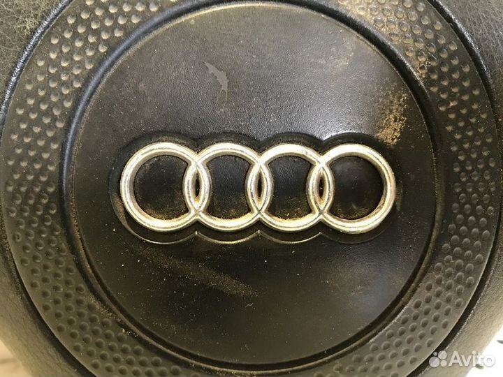Подушка безопасности в рулевое колесо Audi A6