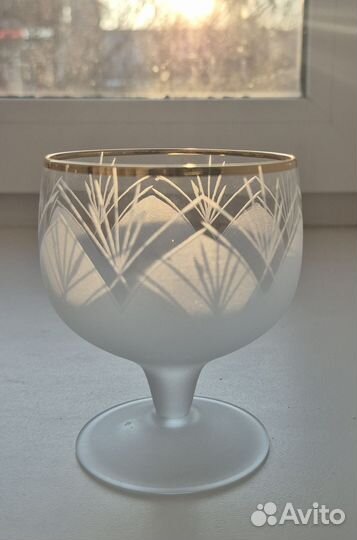 Рюмки, стопки, бокалы для крепкого спиртного