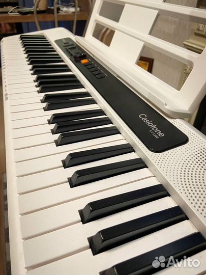 Синтезатор Casio CT-S200WE