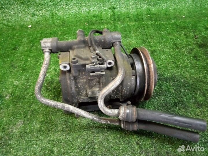 Компрессор кондиционера Toyota Hiace KZH106 1kzte