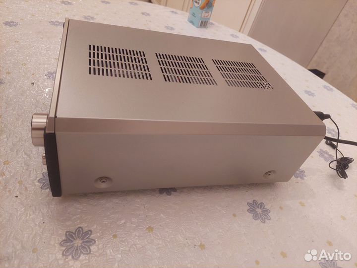 Ресивер yamaha RX-E200