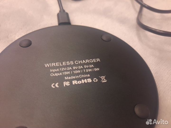 Беспроводная зарядка для телефона новая