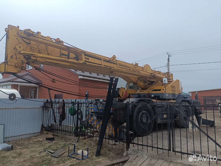Аренда и услуги автокрана, 25 т, 42 м, с гуськом 13 м