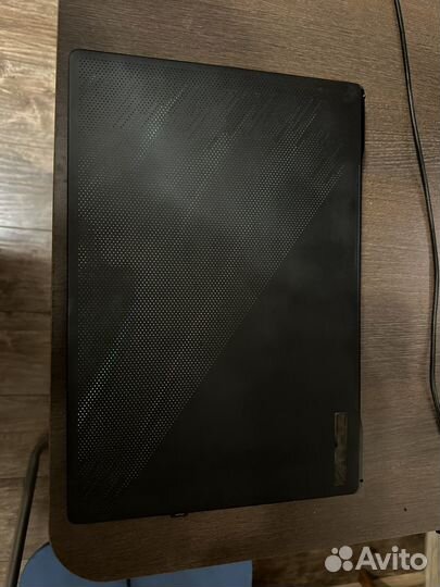 Asus rog zephyrus m16
