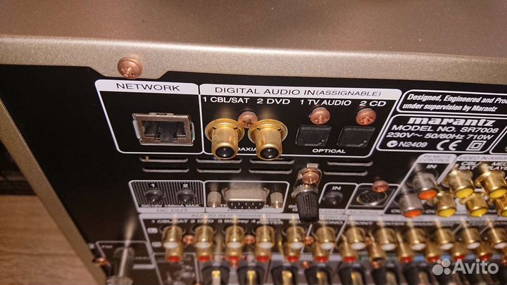 Av ресивер marantz sr7008