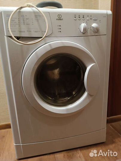 Стиральная машина indesit