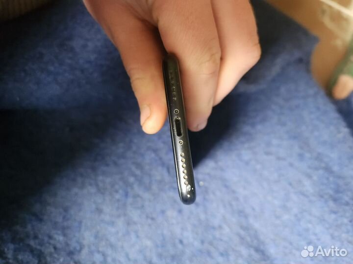 iPhone SE (2022), 128 ГБ