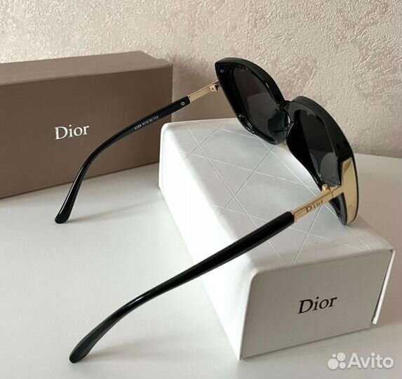 Солнцезащитные очки dior