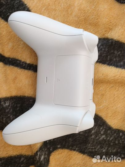 Продам Xbox Series S 512gb+подписка