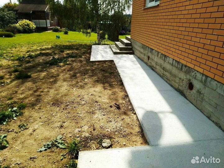 Бригада строителей