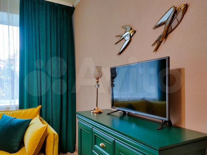 1-к. квартира, 43 м², 1/6 эт.