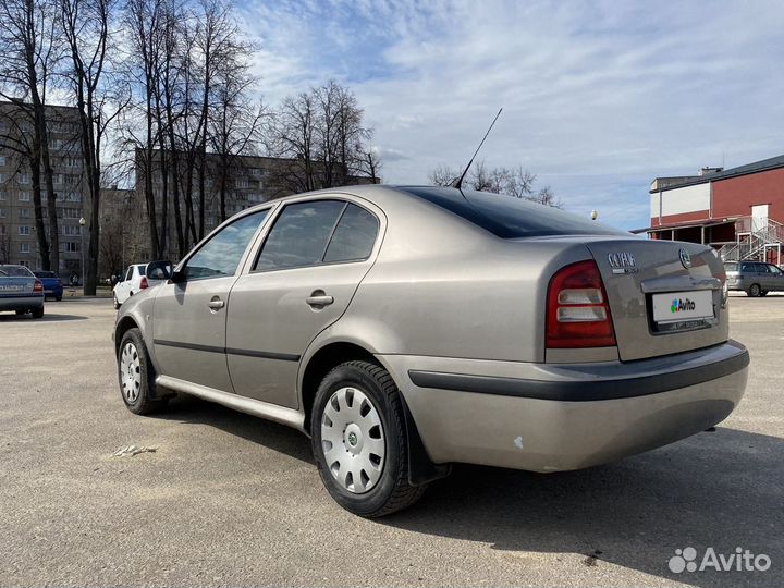 Skoda Octavia 1.6 МТ, 2007, 211 111 км