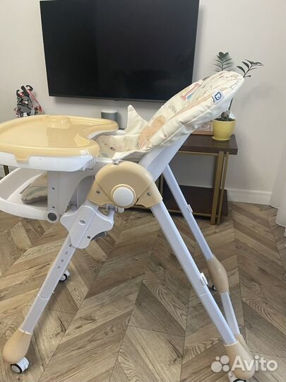 Стульчик для кормления babyton