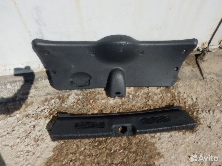 Обшивка двери багажника LADA Kalina 2 универсал