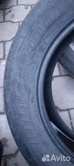 Bridgestone Dueler A/T 275/60 R20