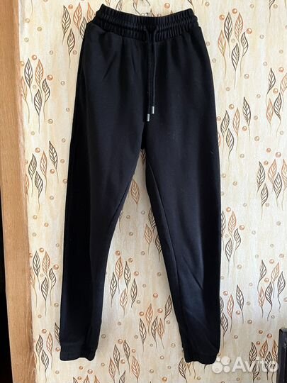 Спортивный костюм женский