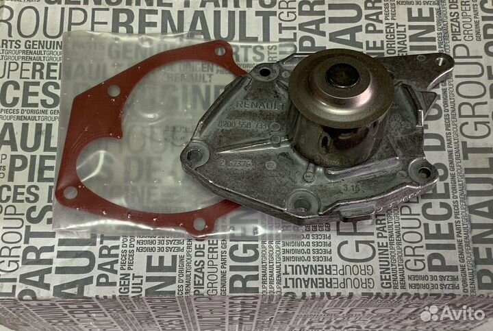 Водяной насос K9K Renault оригинал 7701478031