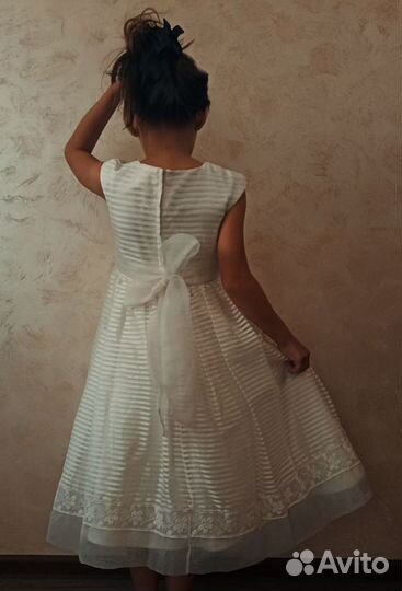 Платье для девочки на выпускной 122 128 белое
