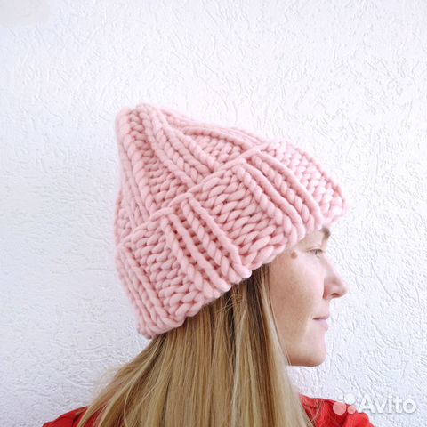 Объемная шапка из толстой пряжи