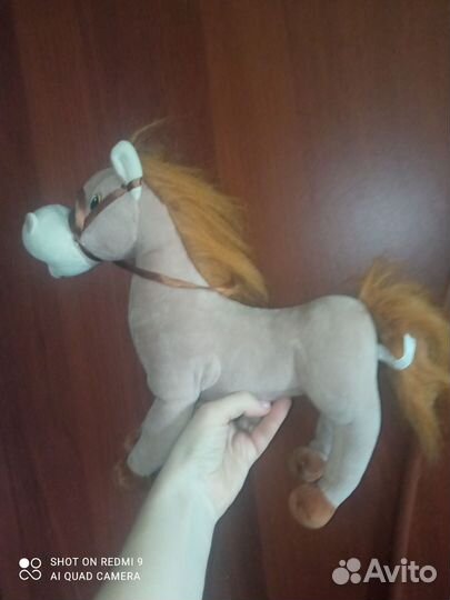 Лошадь - музыкальная игрушка