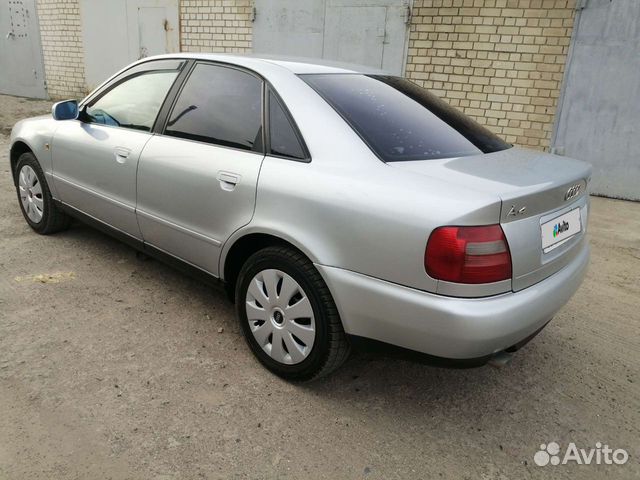 Audi A4 1.6 МТ, 1998, 250 000 км