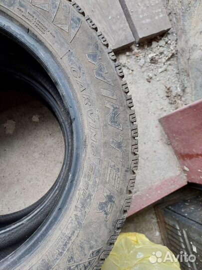 Pirelli Winter Carving 215/55 R16 97T