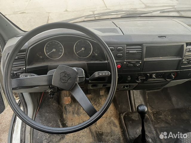 Панель(торпеда ) Газель 2003-2010 года выпуска