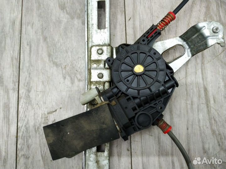 Стеклоподъемник передний правый пежо 206