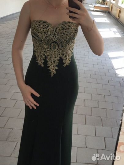 Вечернее платье