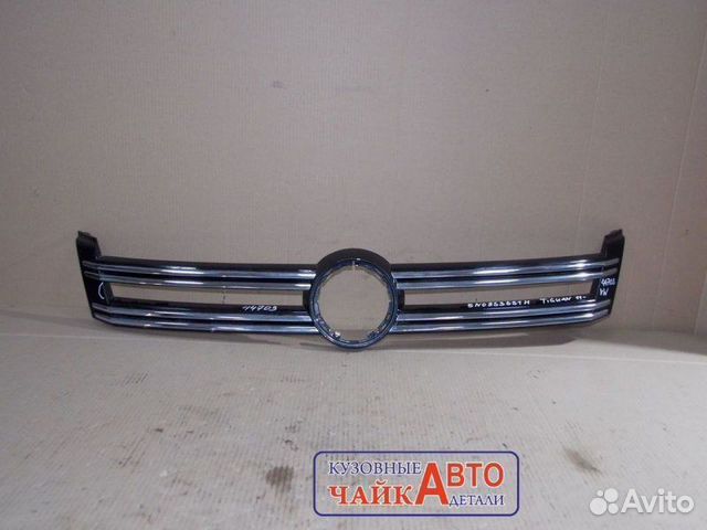 Решетка радиатора Volkswagen Tiguan 1 NF 2011