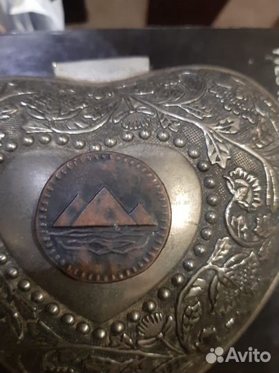 Изделие с монетой