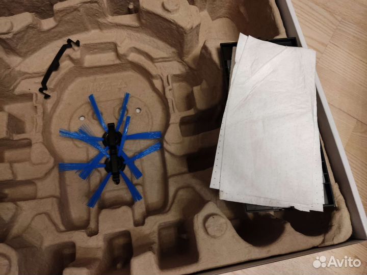 Робот пылесос philips FC8820