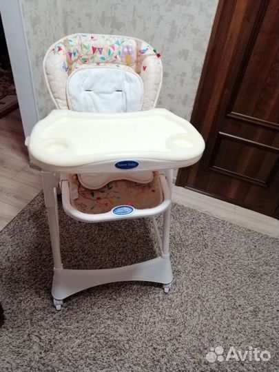 Столик для кормления малыша