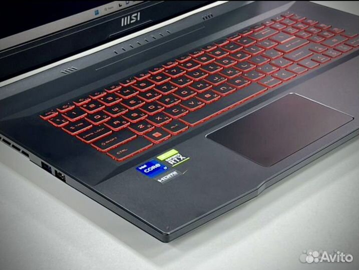 Новый MSI Katana 17.3 144Hz Core i7 12 RTX3050