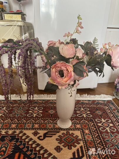 Ваза с цветами