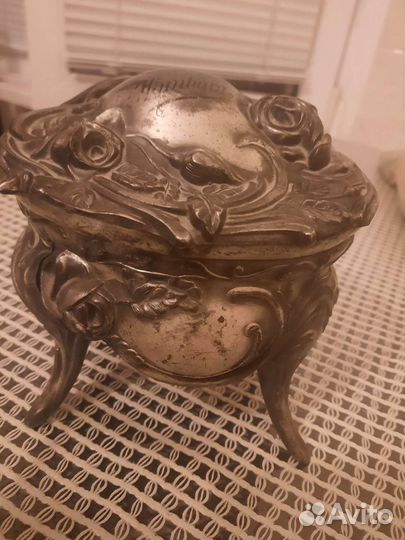 Шкатулка старинная