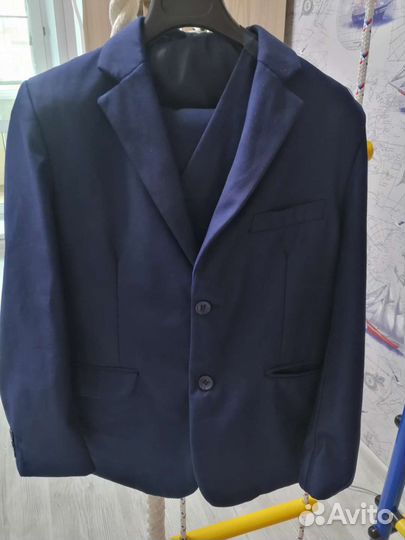 Школьный костюм для мальчика тройка