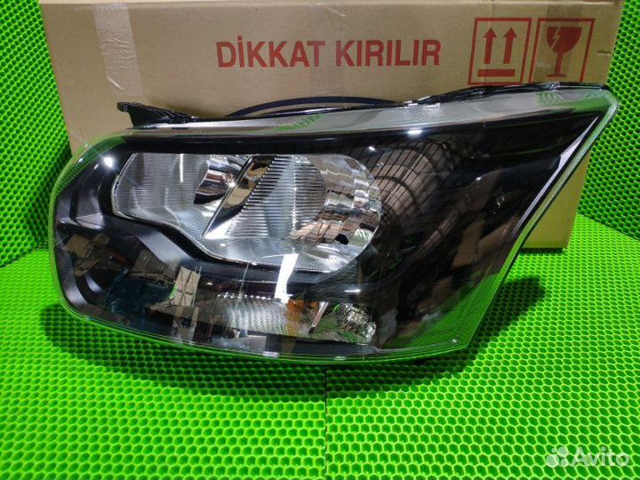 Фара левая новая Ford Transit TTG 2014- Наст