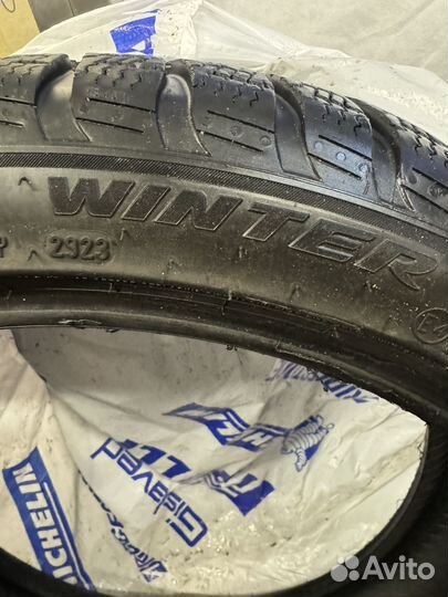 Pirelli Winter Sottozero 3 245/40 R19 98V