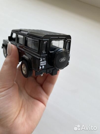 Машинка land rover